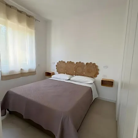 Pilone Del Monaco & Pool